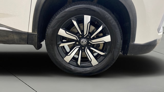 View MG Hector Image 43 Used MG Hector Image 43