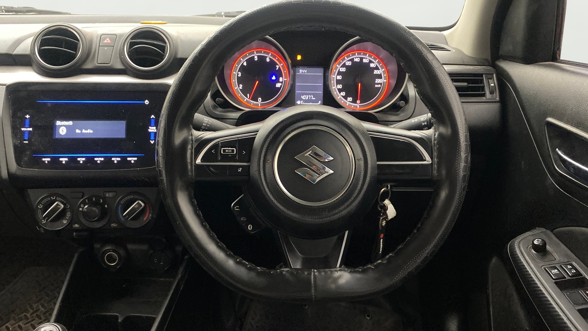 View 2022 Maruti Suzuki 1000 Base Variant Image 20 Used 2022 Maruti Suzuki 1000 Base Variant Image 20