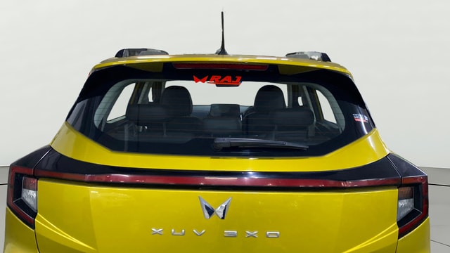 View Mahindra XUV 3XO Image 3 Used Mahindra XUV 3XO Image 3