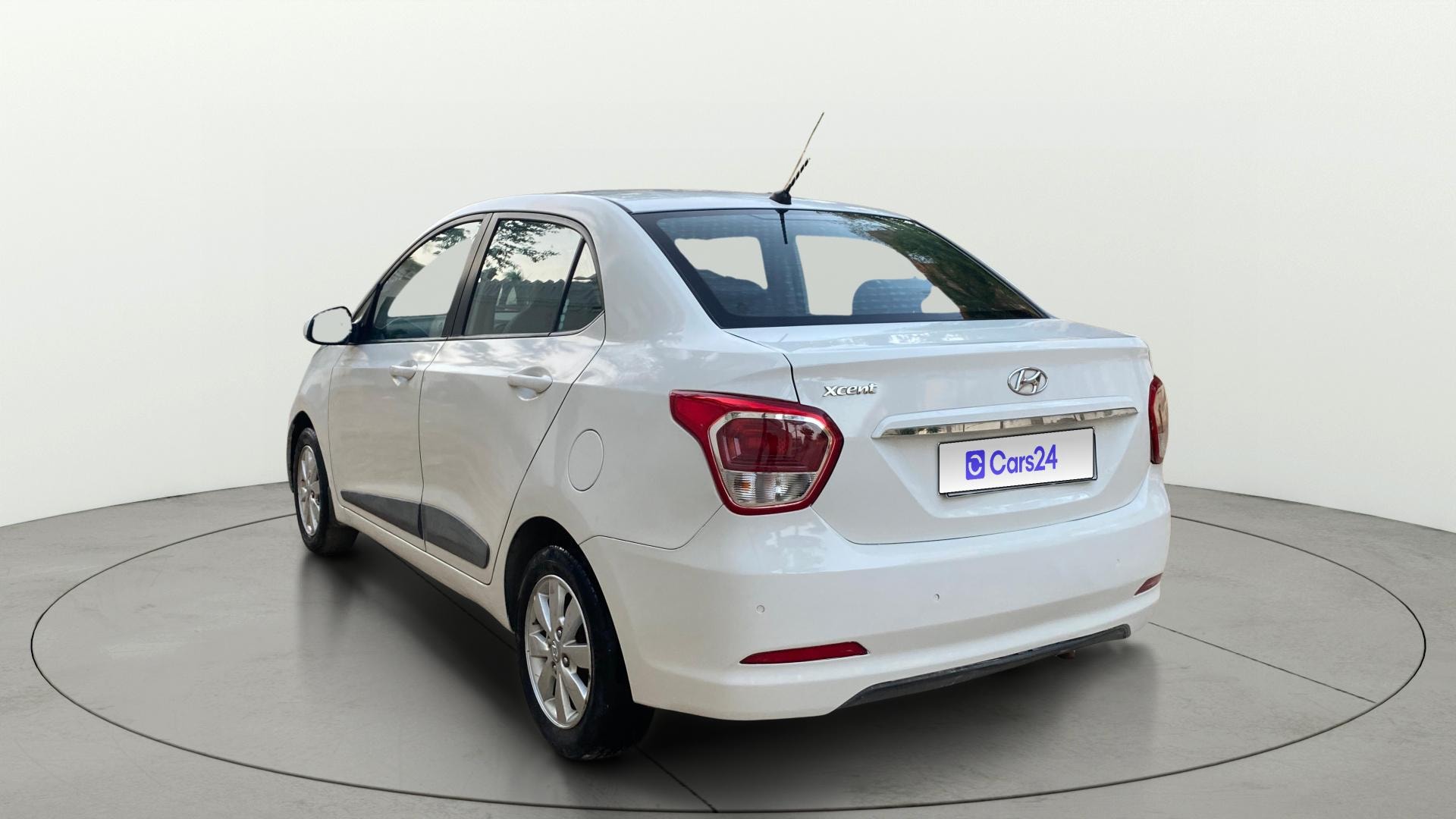 View 2014 Hyundai Xcent E Petrol Image 2 Used 2014 Hyundai Xcent E Petrol Image 2