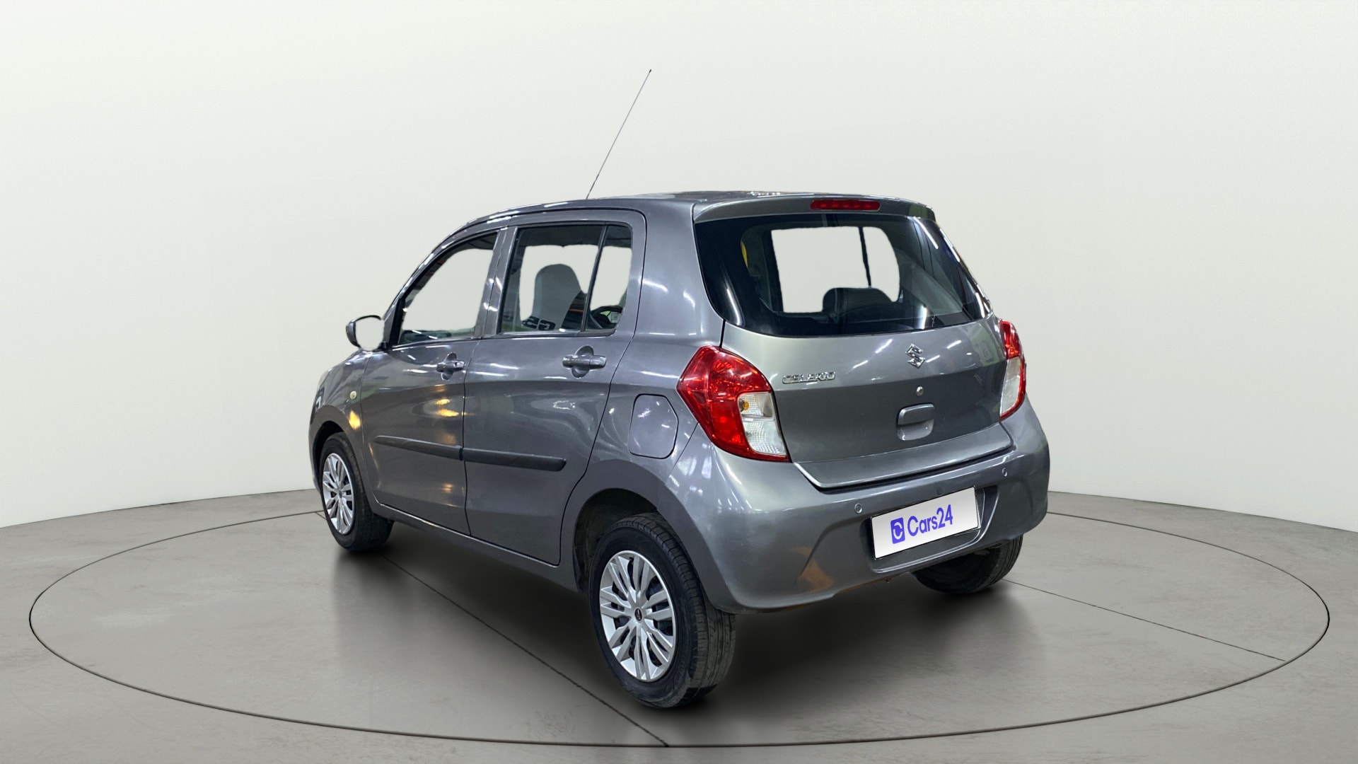 View 2021 Maruti Suzuki 1000 Base Variant Image 2 Used 2021 Maruti Suzuki 1000 Base Variant Image 2