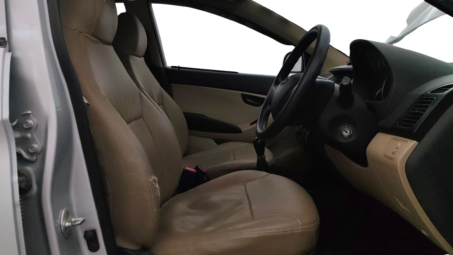 View 2017 Hyundai EON Magna Plus Image 25 Used 2017 Hyundai EON Magna Plus Image 25