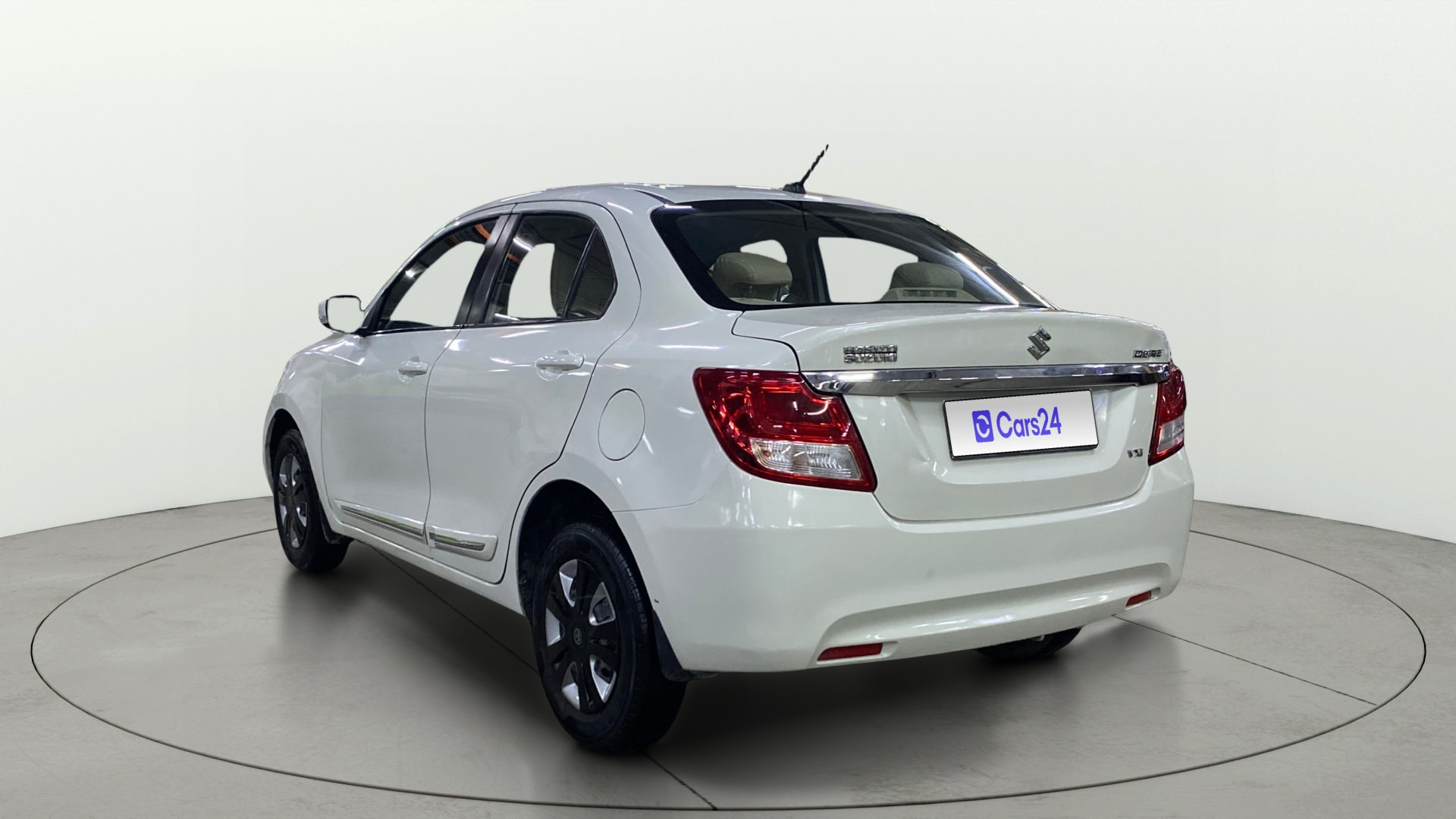 View 2018 Maruti Suzuki 1000 Base Variant Image 2 Used 2018 Maruti Suzuki 1000 Base Variant Image 2