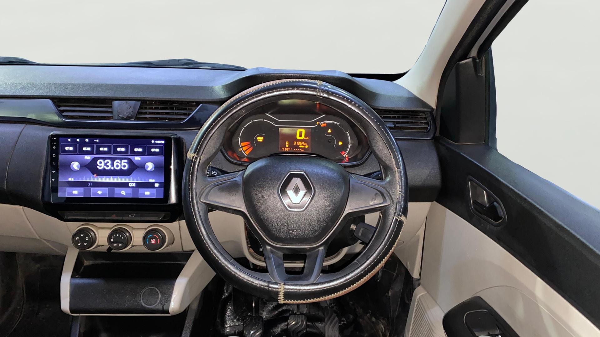 Used 2020 Renault Triber Used 2020 Renault Triber