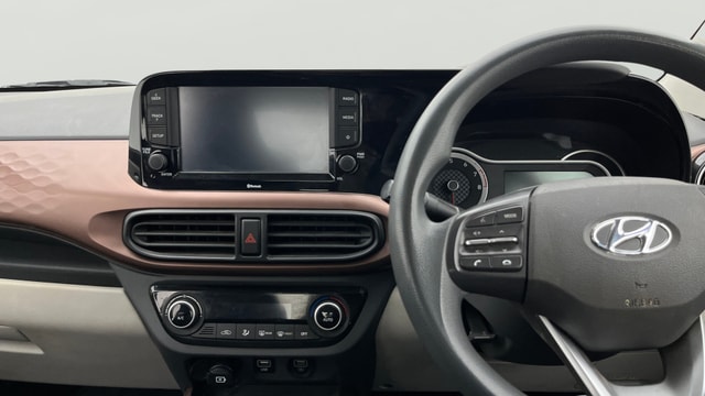 View Hyundai Aura Image 17 Used Hyundai Aura Image 17