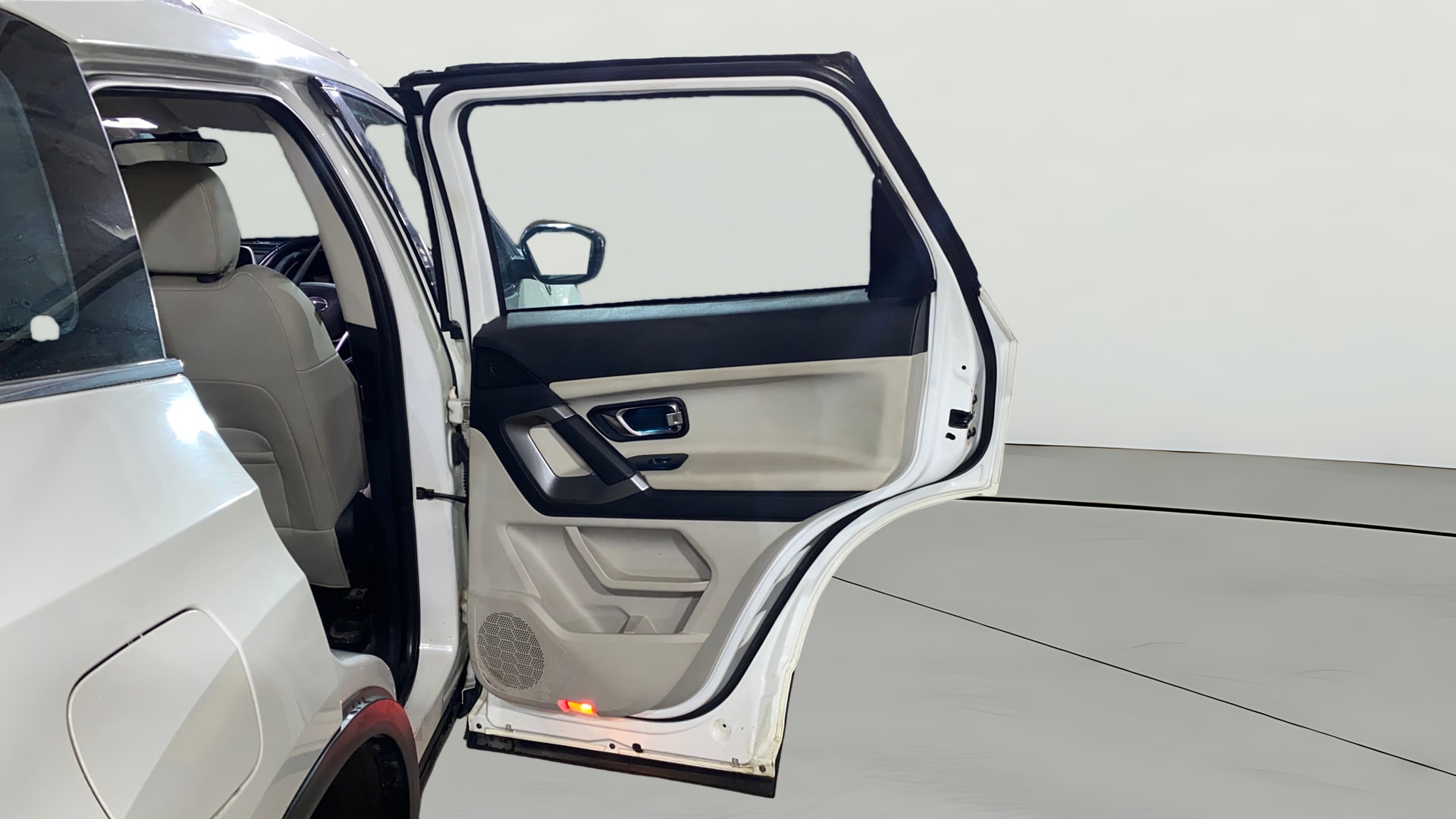 Used 2022 Tata Safari Used 2022 Tata Safari