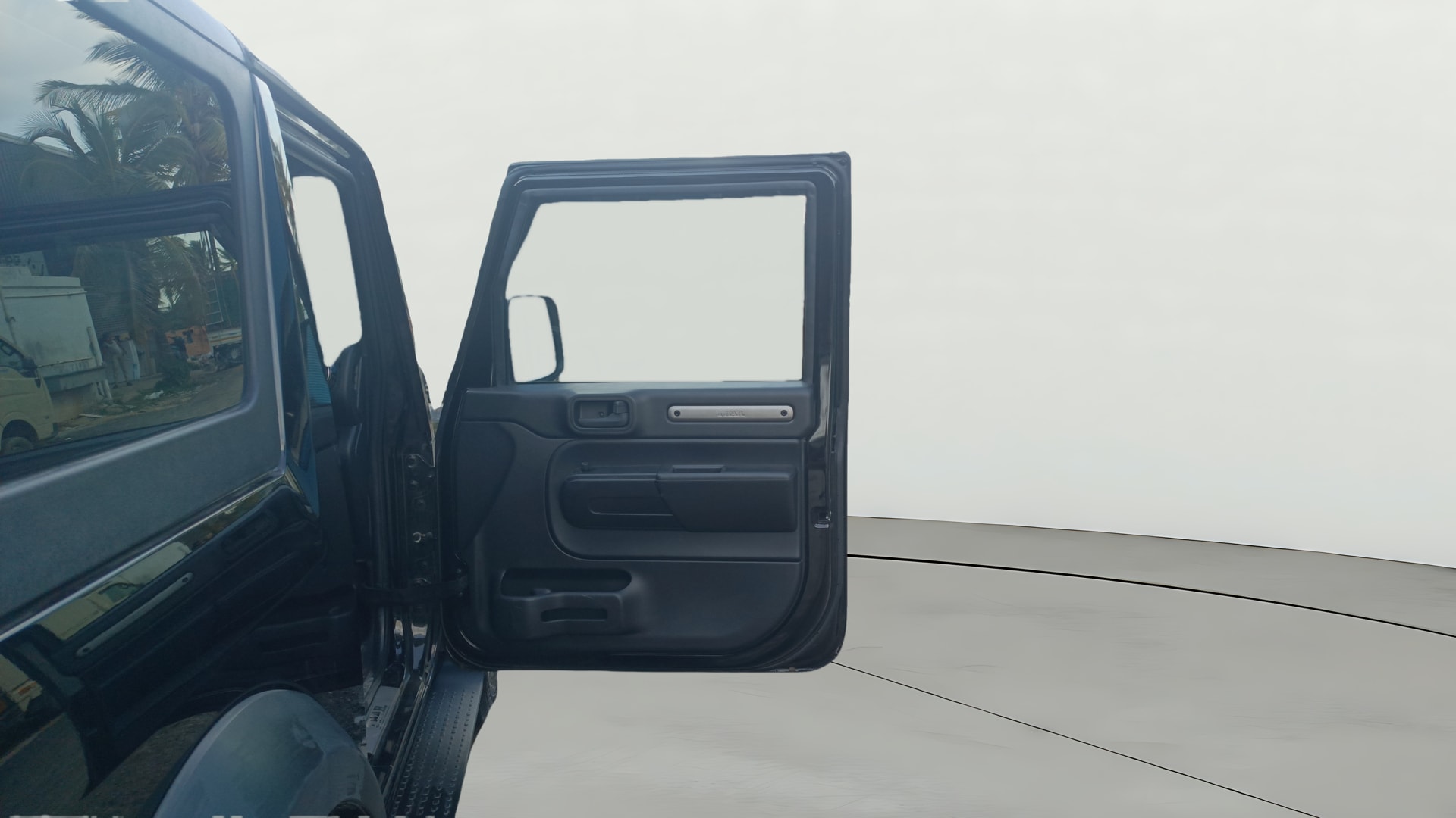 View 2024 Mahindra Thar AX Standard Manual Soft Top 6 Seater Image 8 Used 2024 Mahindra Thar AX Standard Manual Soft Top 6 Seater Image 8