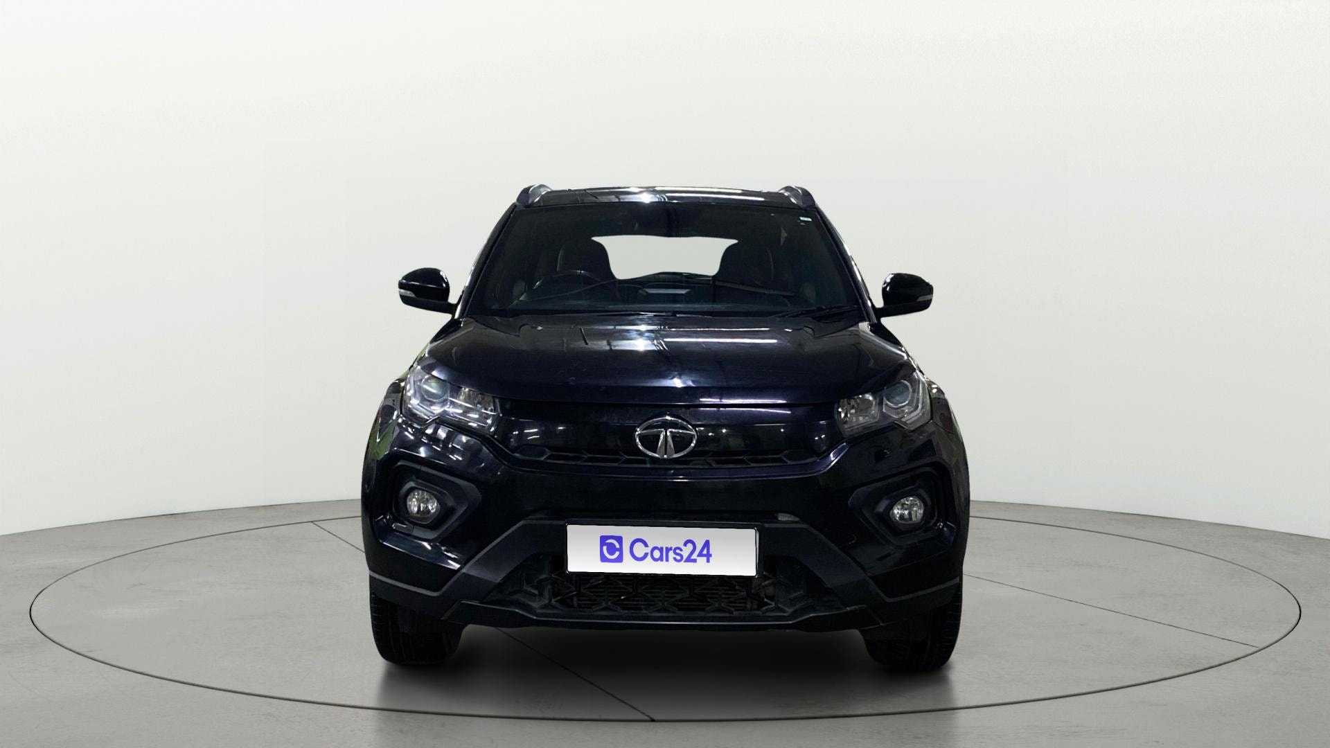 View 2022 Tata Nexon Revotorq XZ Plus (O) Dark Image 1 Used 2022 Tata Nexon Revotorq XZ Plus (O) Dark Image 1