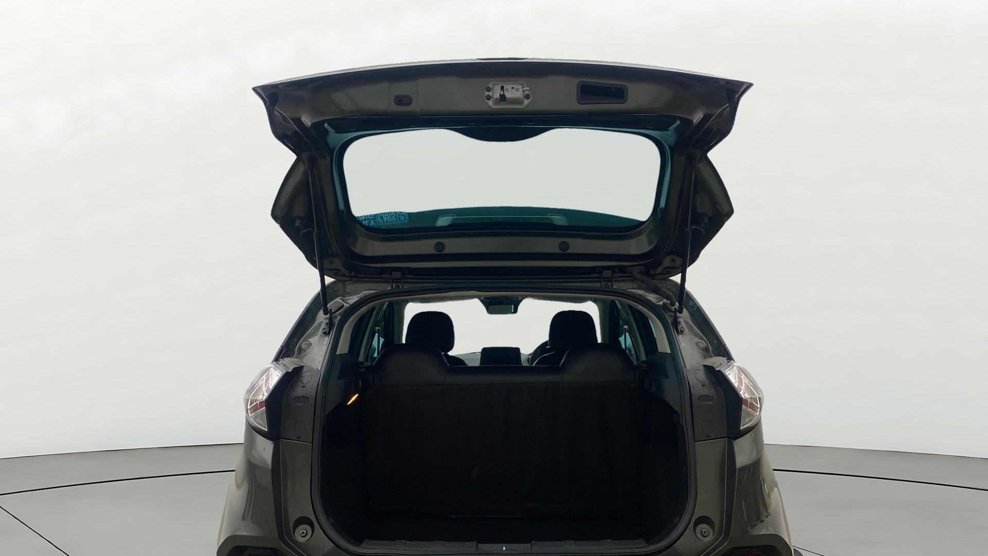 View 2022 Tata Nexon Revotron XE Image 16 Used 2022 Tata Nexon Revotron XE Image 16