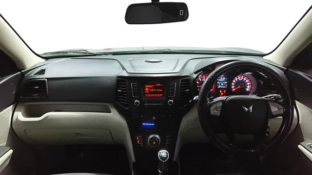 View Mahindra XUV300 Image 15 Used Mahindra XUV300 Image 15