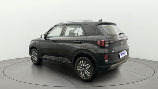 View Hyundai Venue Image 2 Used Hyundai Venue Image 2