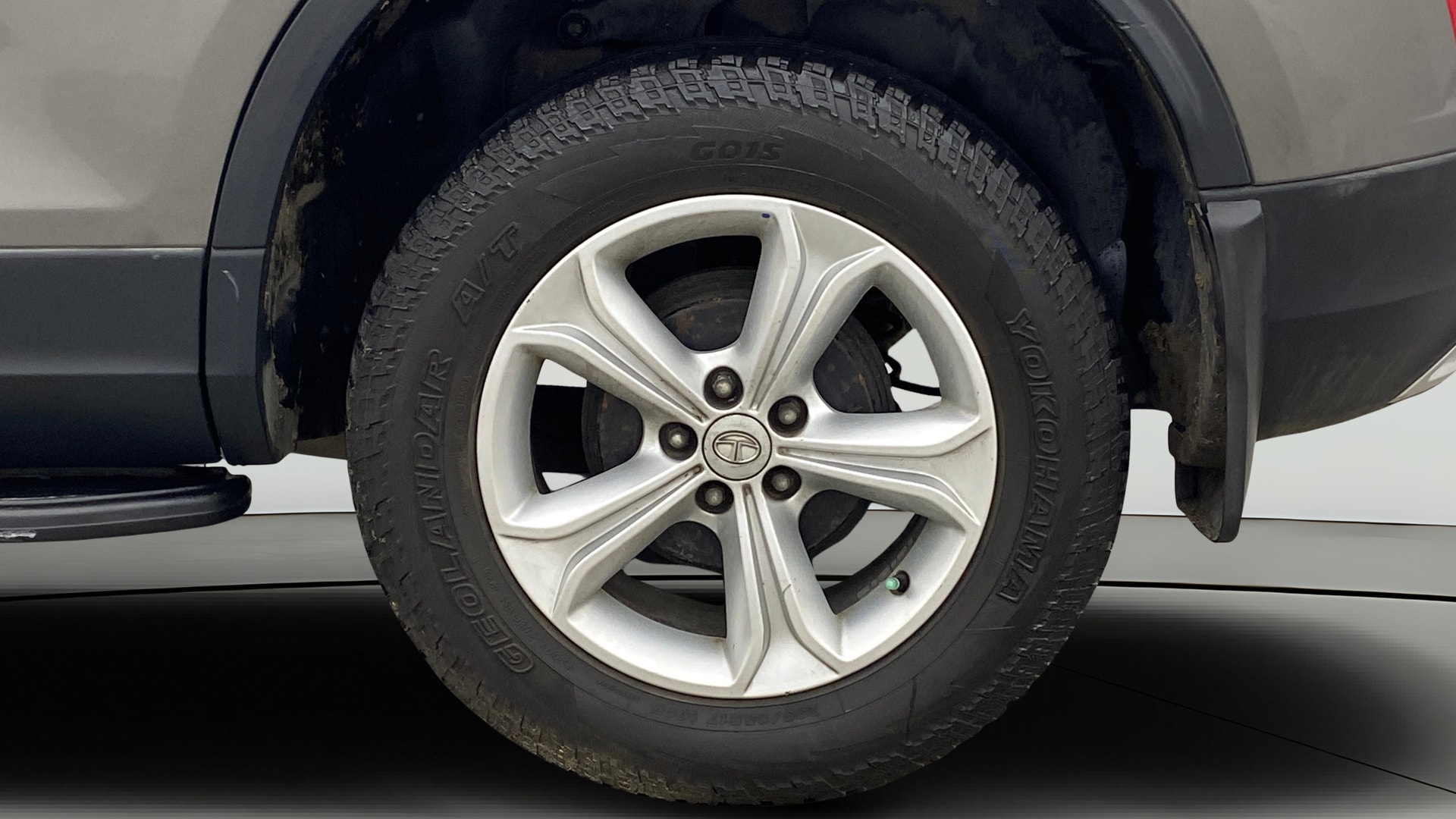 View 2019 Tata Harrier XE Image 12 Used 2019 Tata Harrier XE Image 12