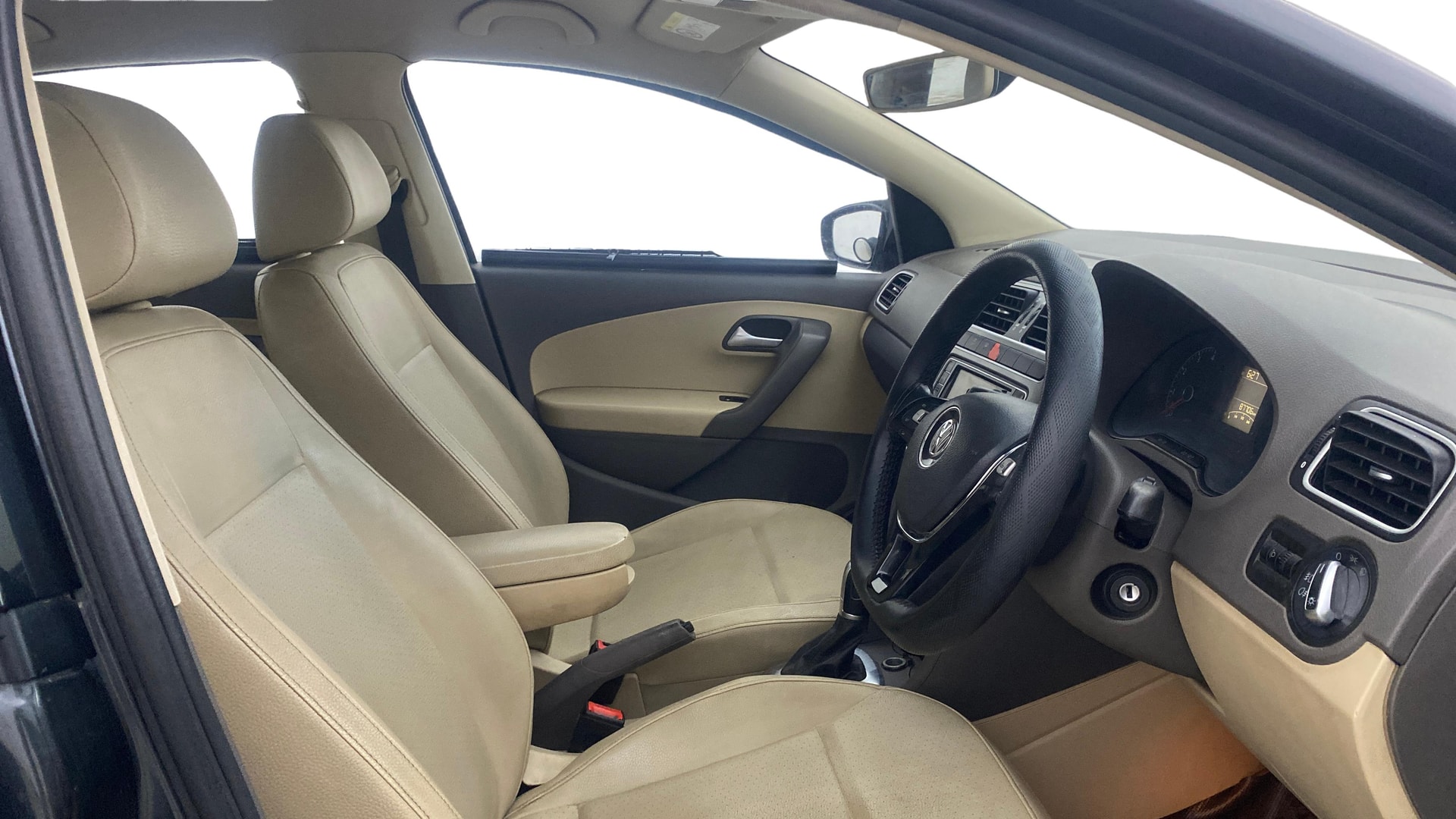 View 2018 Volkswagen Vento 1.2 L TSI Comfortline Petrol AT Image 26 Used 2018 Volkswagen Vento 1.2 L TSI Comfortline Petrol AT Image 26