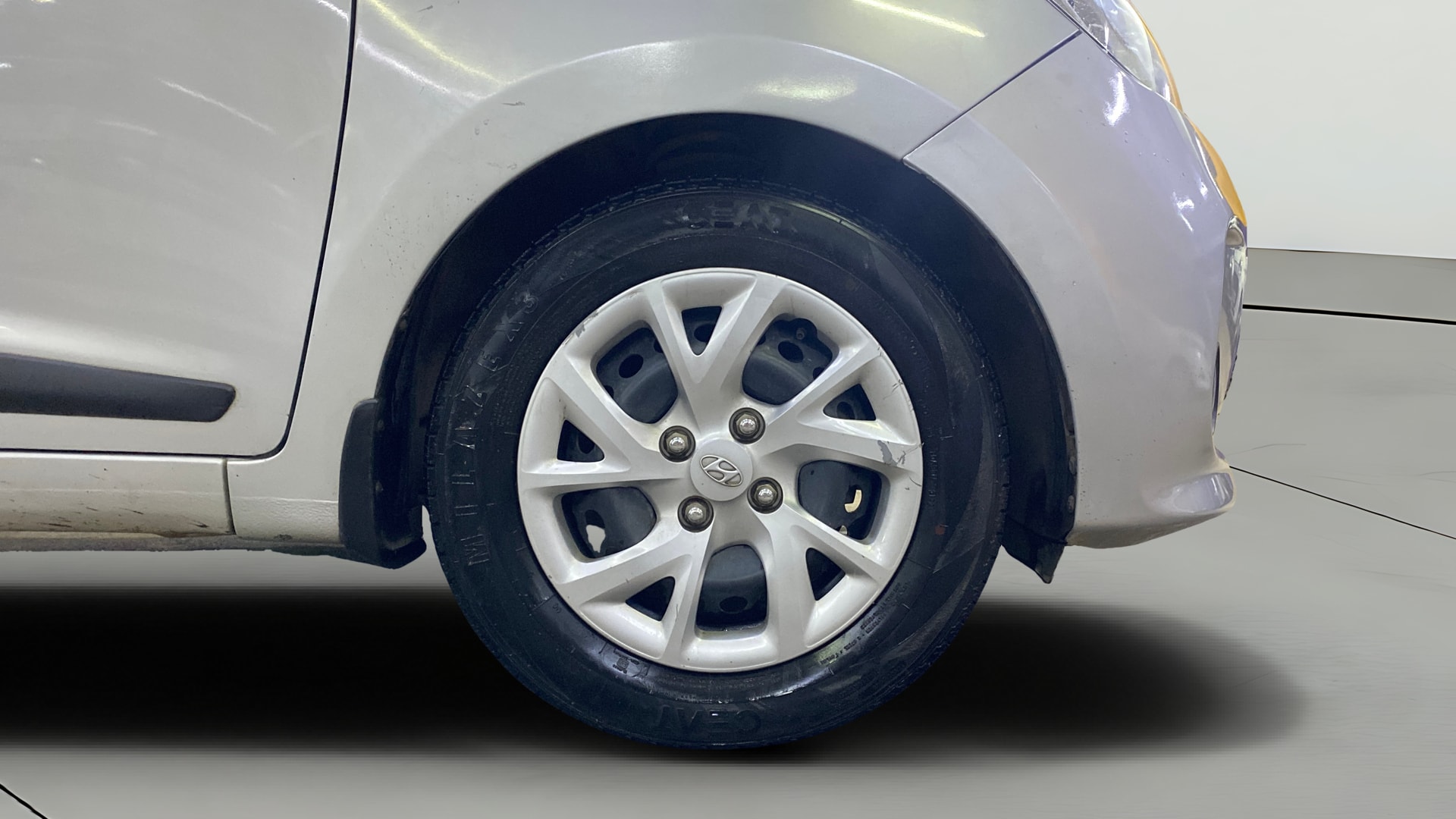 View 2017 Hyundai Grand i10 1.2 Sportz(O) Petrol Image 46 Used 2017 Hyundai Grand i10 1.2 Sportz(O) Petrol Image 46
