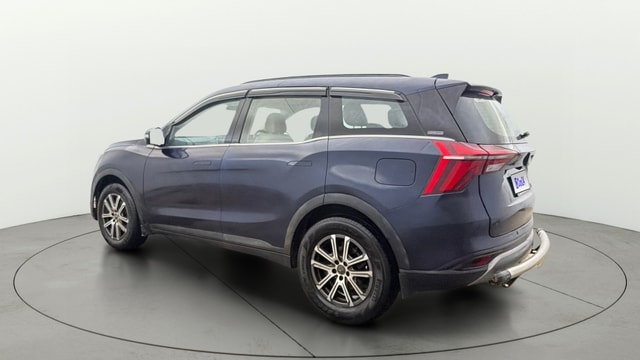 View Mahindra XUV700 Image 2 Used Mahindra XUV700 Image 2