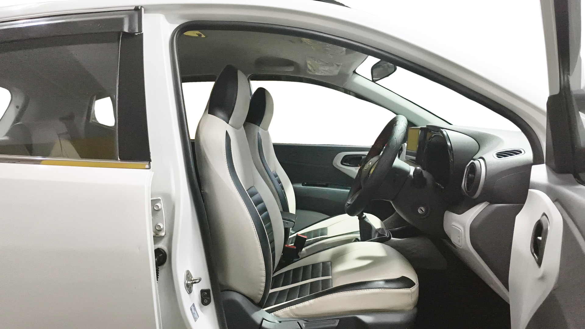 View 2022 Hyundai Grand i10 Nios Magna Petrol Image 26 Used 2022 Hyundai Grand i10 Nios Magna Petrol Image 26