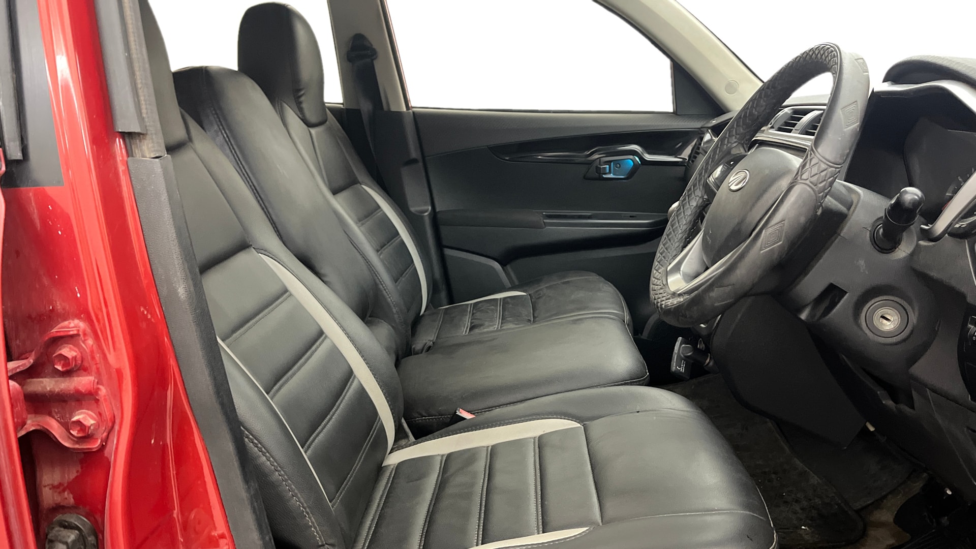 Used 2017 Mahindra KUV100 Used 2017 Mahindra KUV100