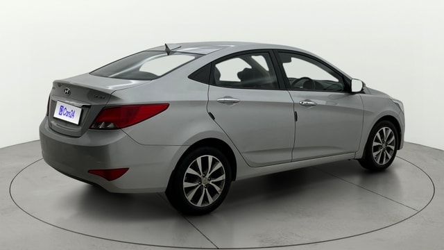 View Hyundai Verna Image 44 Used Hyundai Verna Image 44