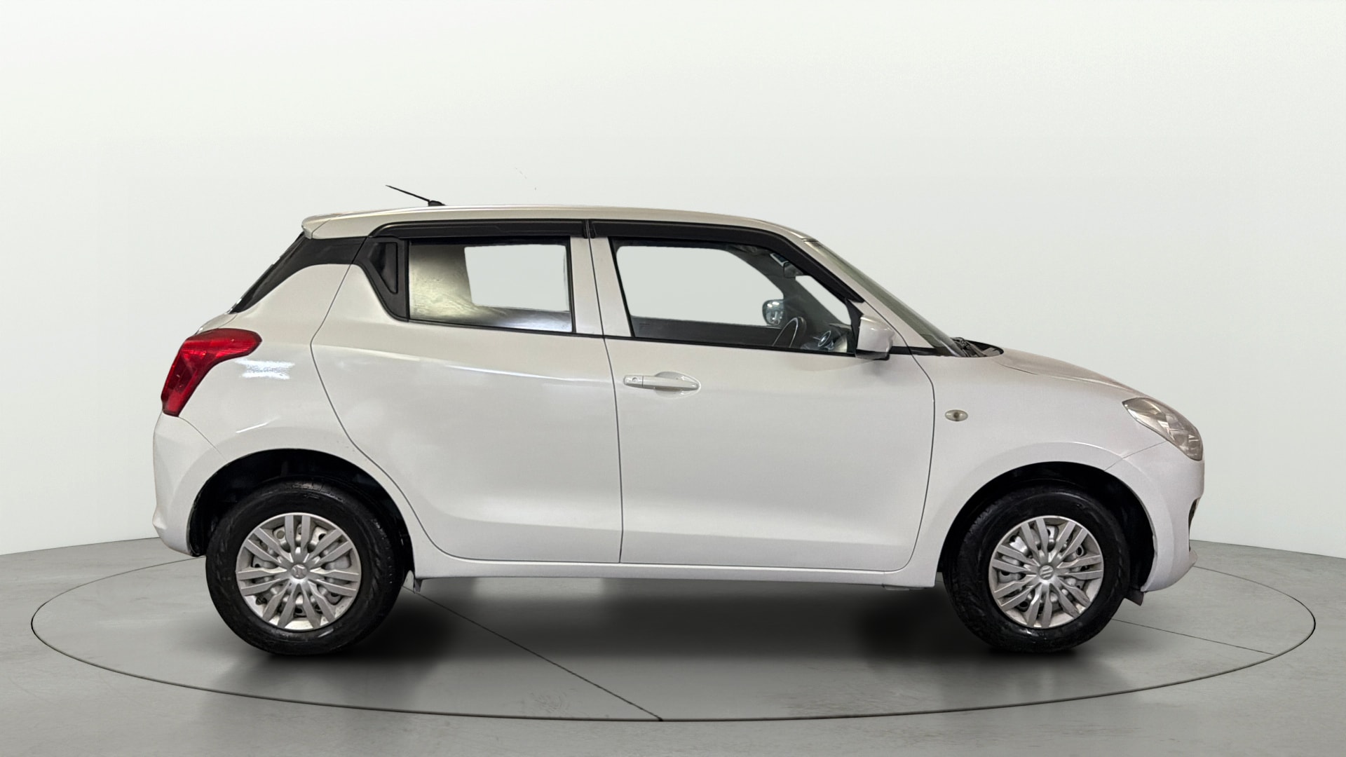View 2020 Maruti Suzuki 1000 Base Variant Image 8 Used 2020 Maruti Suzuki 1000 Base Variant Image 8