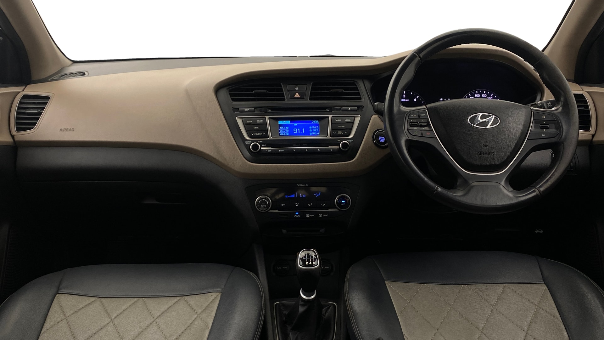 View 2015 Hyundai Elite i20 1.4 Asta Diesel Image 15 Used 2015 Hyundai Elite i20 1.4 Asta Diesel Image 15