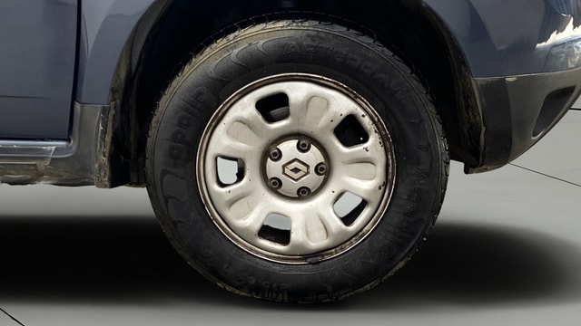 View Renault Duster Image 39 Used Renault Duster Image 39