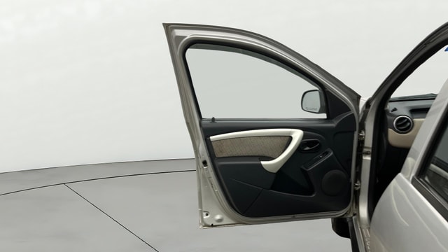 View Renault Duster Image 30 Used Renault Duster Image 30