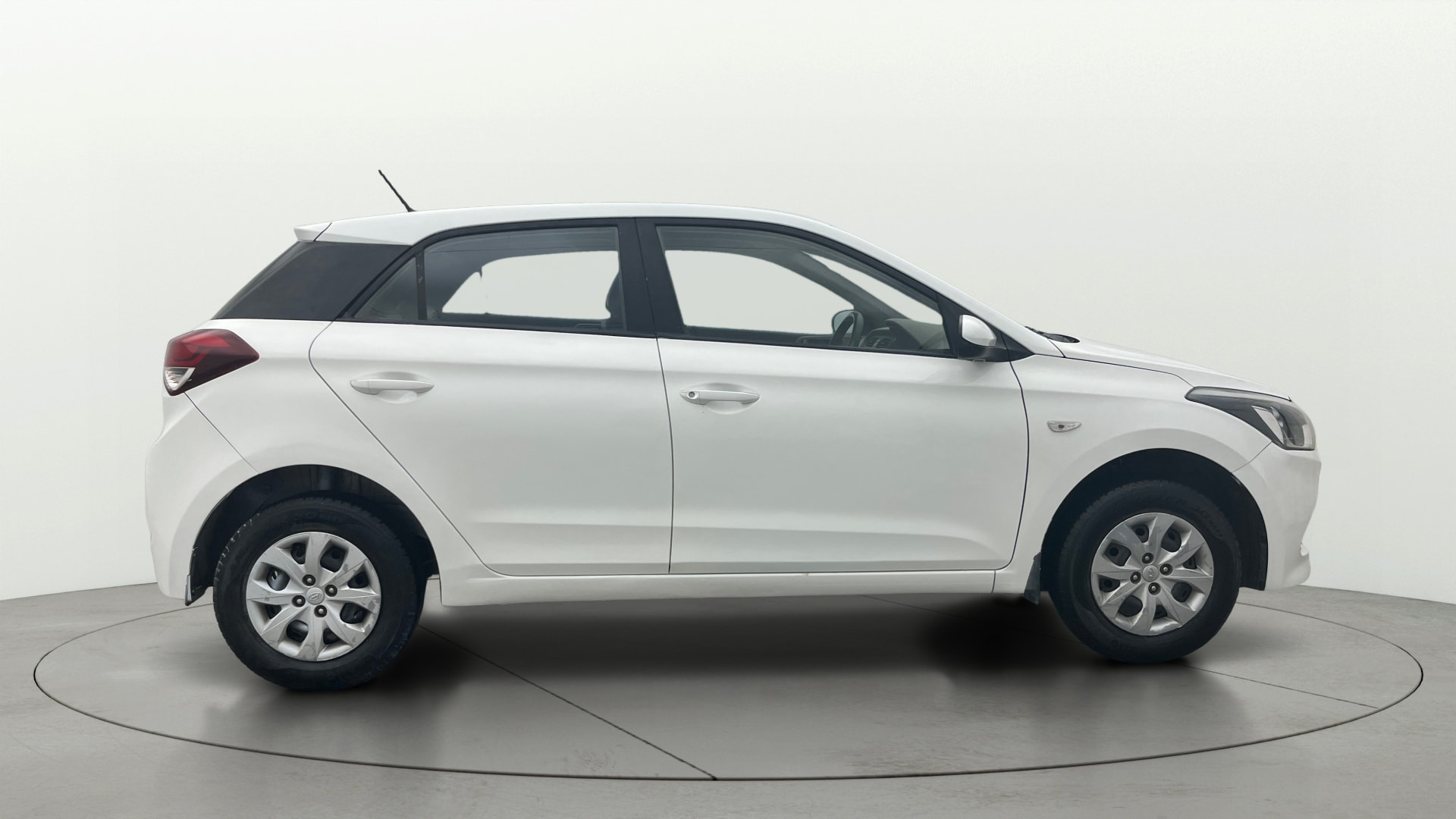 View 2015 Hyundai Elite i20 Magna 1.2 Image 8 Used 2015 Hyundai Elite i20 Magna 1.2 Image 8