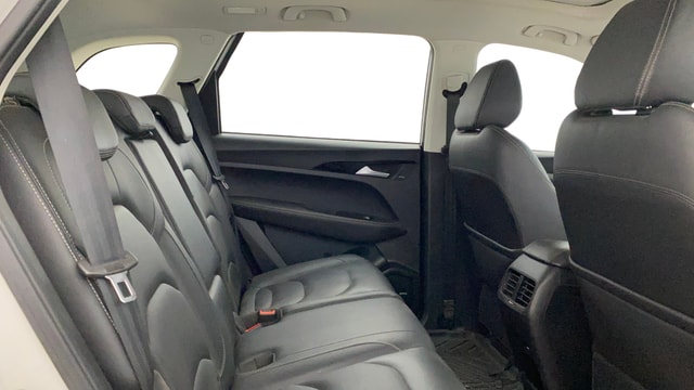 View MG Hector Image 36 Used MG Hector Image 36