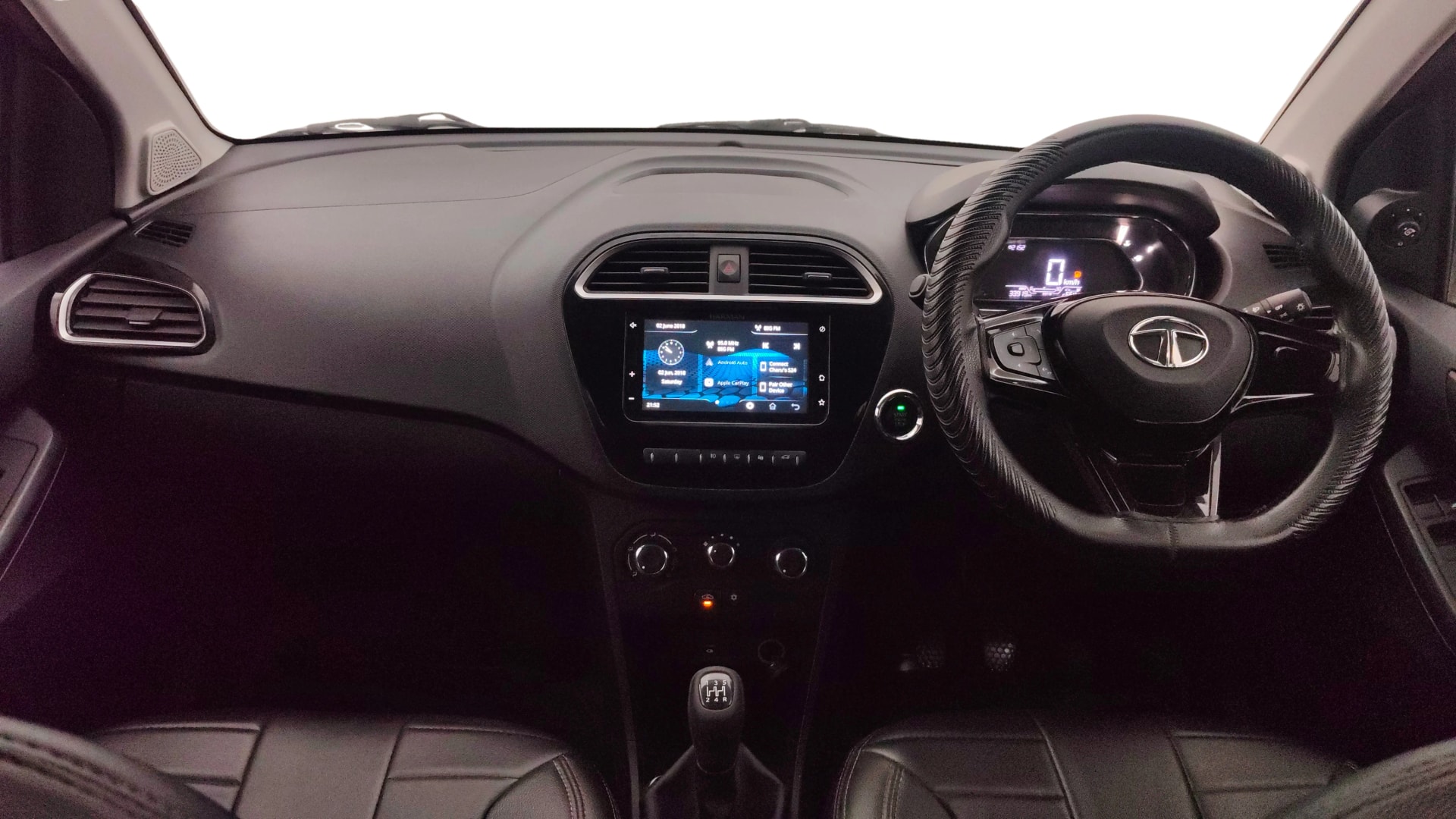 View 2022 Tata Tiago NRG XZ Revotron Image 15 Used 2022 Tata Tiago NRG XZ Revotron Image 15