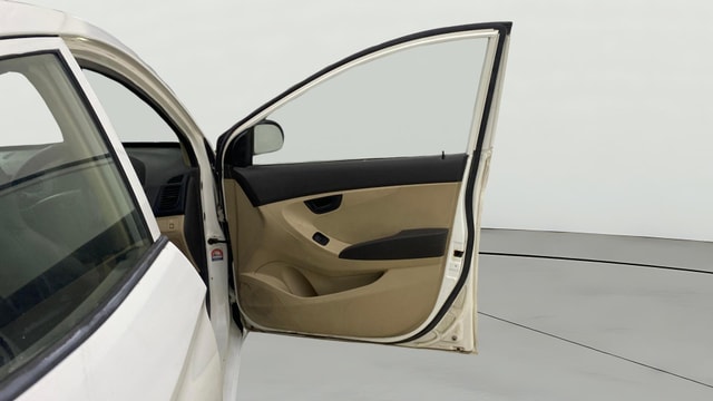 View Hyundai EON Image 43 Used Hyundai EON Image 43
