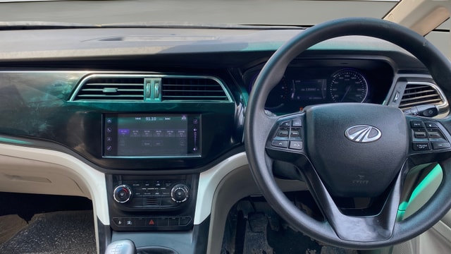 View Mahindra Marazzo Image 34 Used Mahindra Marazzo Image 34