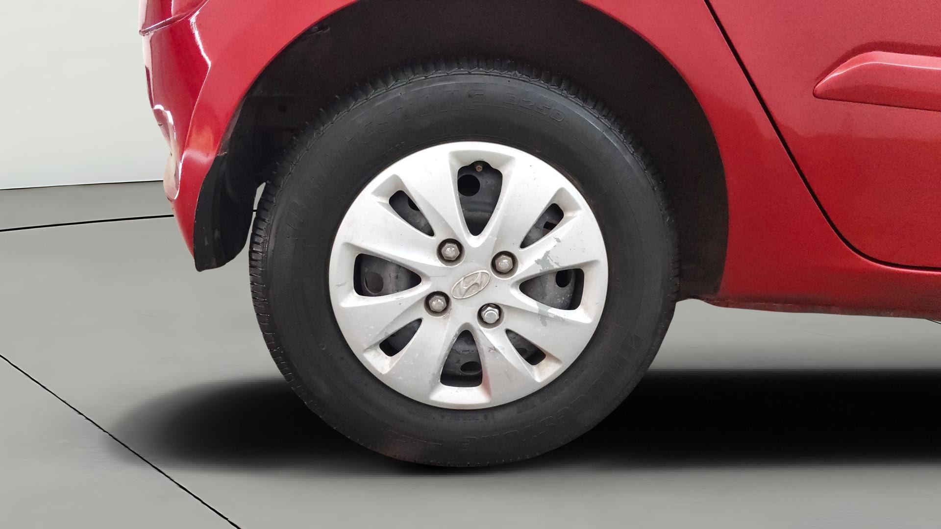View 2013 Hyundai i10 1.2 Sportz AT Image 23 Used 2013 Hyundai i10 1.2 Sportz AT Image 23
