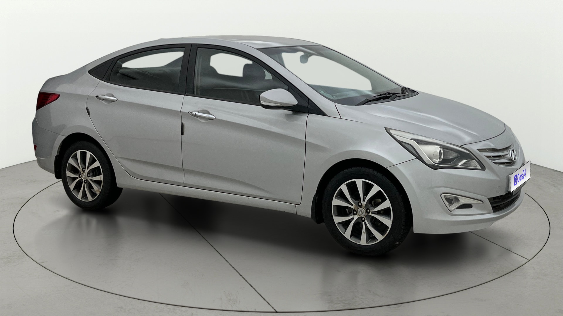 View 2017 Hyundai Verna 1.6 VTVT SX (O) Image 22 Used 2017 Hyundai Verna 1.6 VTVT SX (O) Image 22