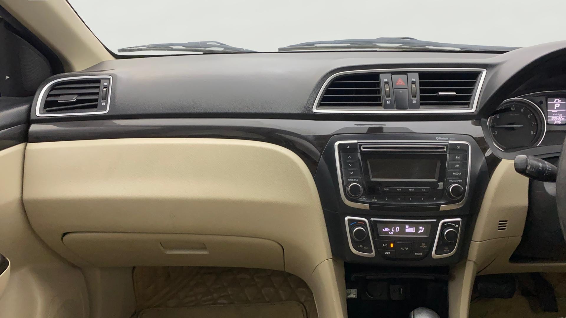View 2018 Maruti Suzuki 1000 Base Variant Image 17 Used 2018 Maruti Suzuki 1000 Base Variant Image 17