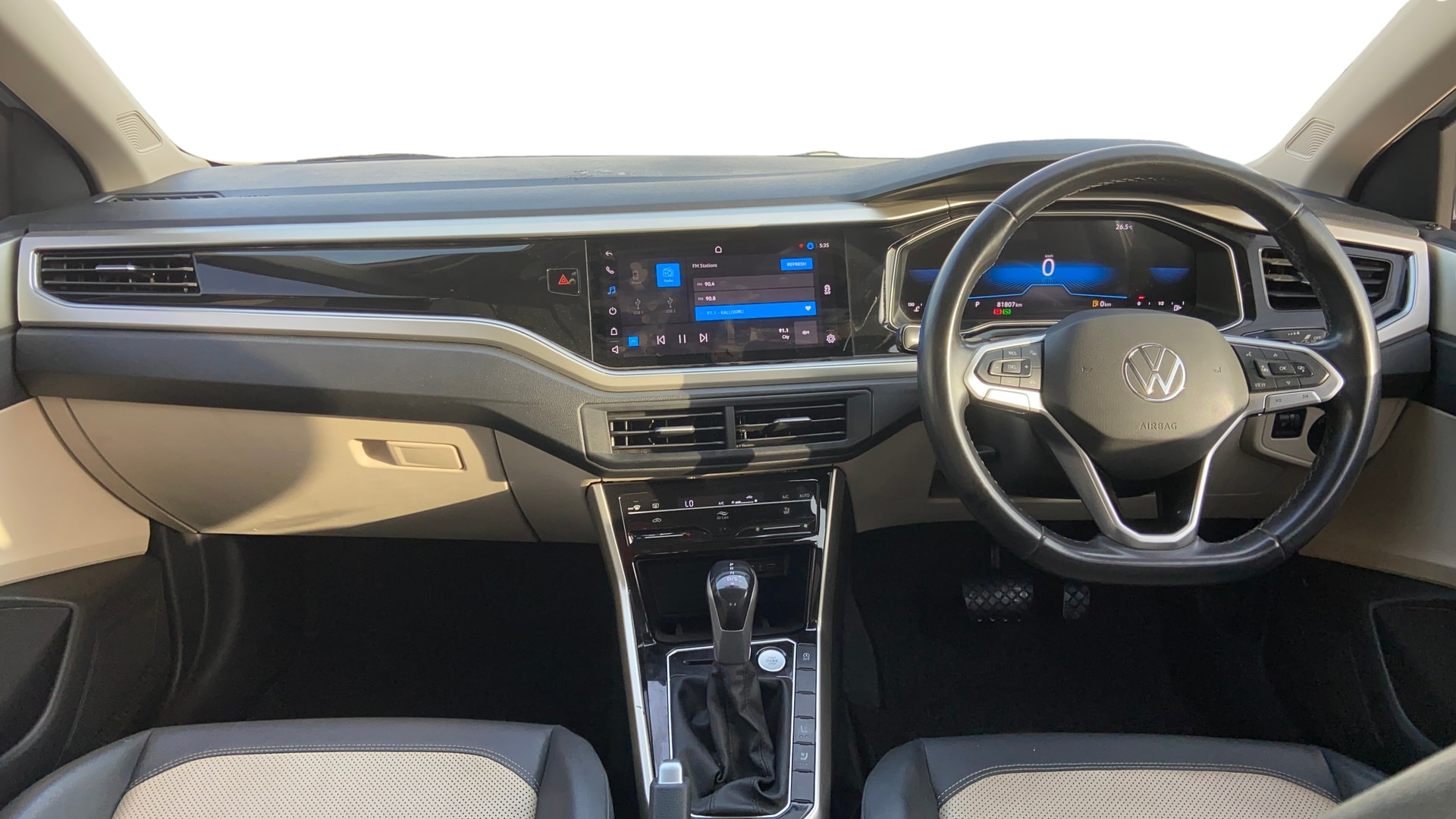 View 2023 Volkswagen Virtus Topline 1.0 TSI MT Image 16 Used 2023 Volkswagen Virtus Topline 1.0 TSI MT Image 16