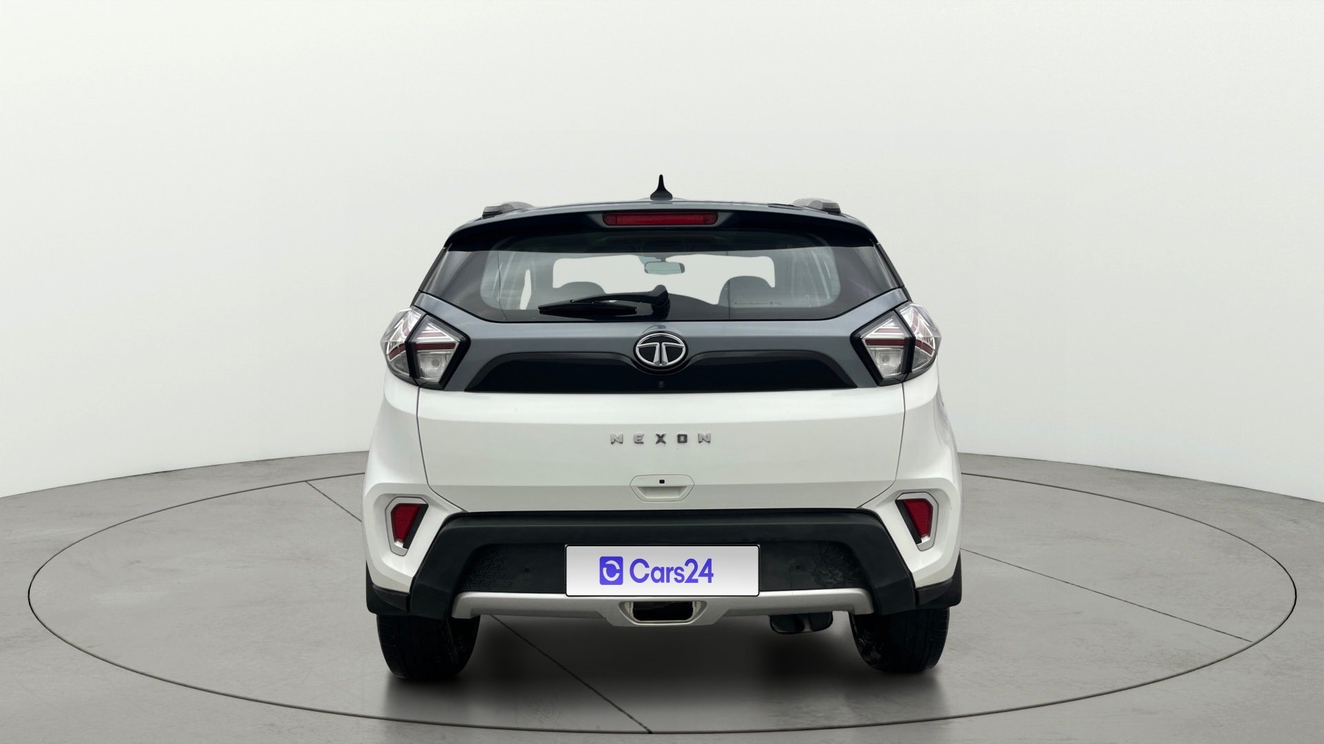 View 2021 Tata Nexon Revotron XE Image 40 Used 2021 Tata Nexon Revotron XE Image 40