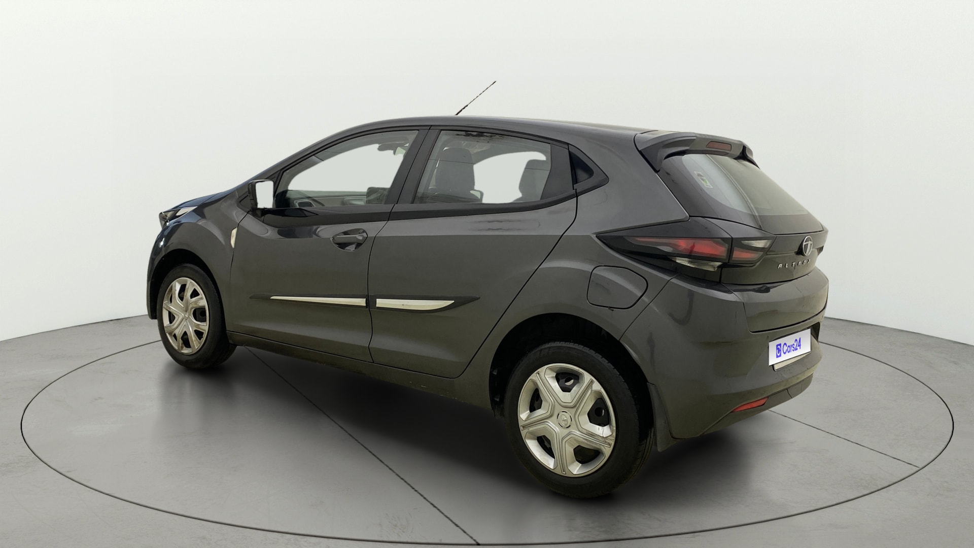 View 2022 Tata Altroz XT Petrol Image 2 Used 2022 Tata Altroz XT Petrol Image 2
