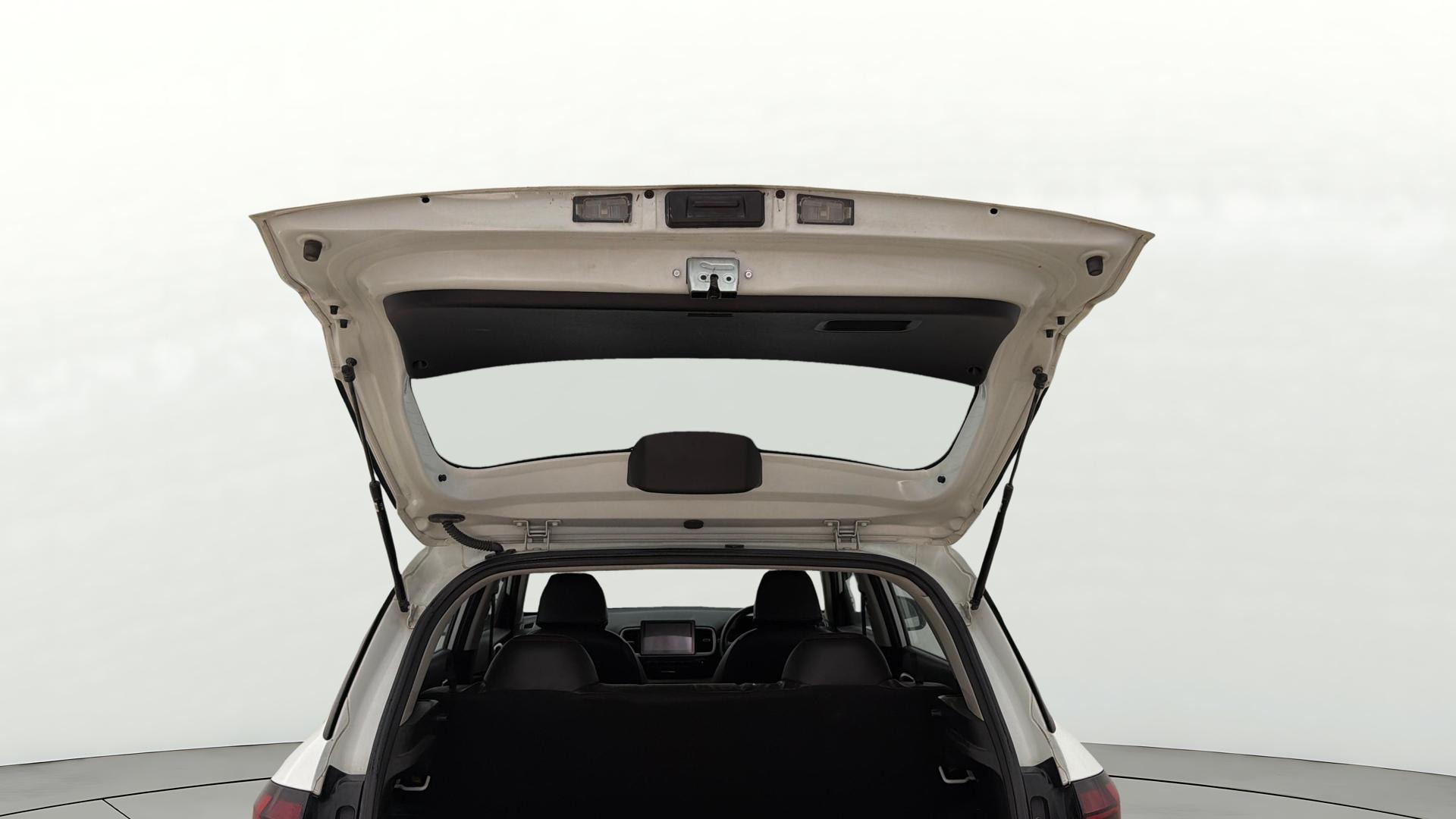 View 2023 Hyundai Venue S 1.2 Petrol Image 16 Used 2023 Hyundai Venue S 1.2 Petrol Image 16