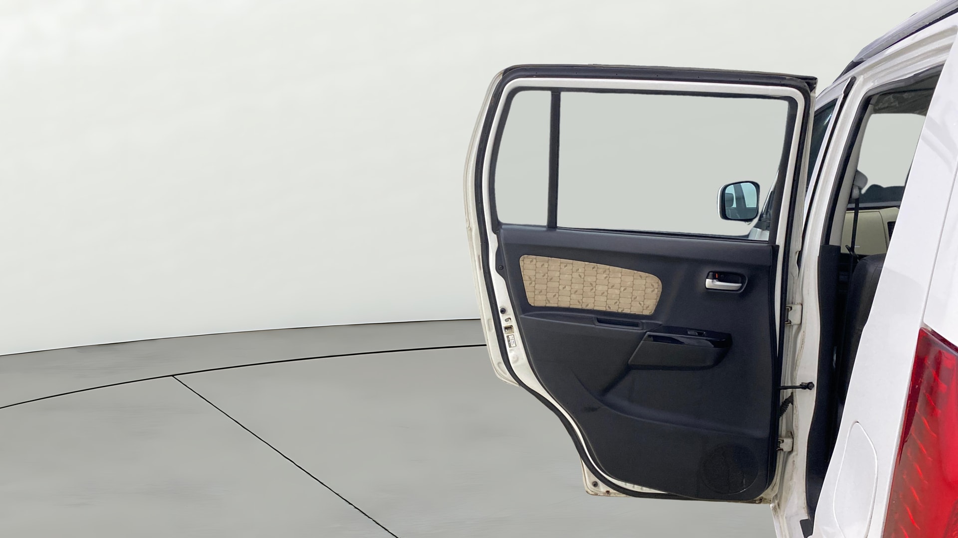 View 2018 Maruti Suzuki 1000 Base Variant Image 22 Used 2018 Maruti Suzuki 1000 Base Variant Image 22