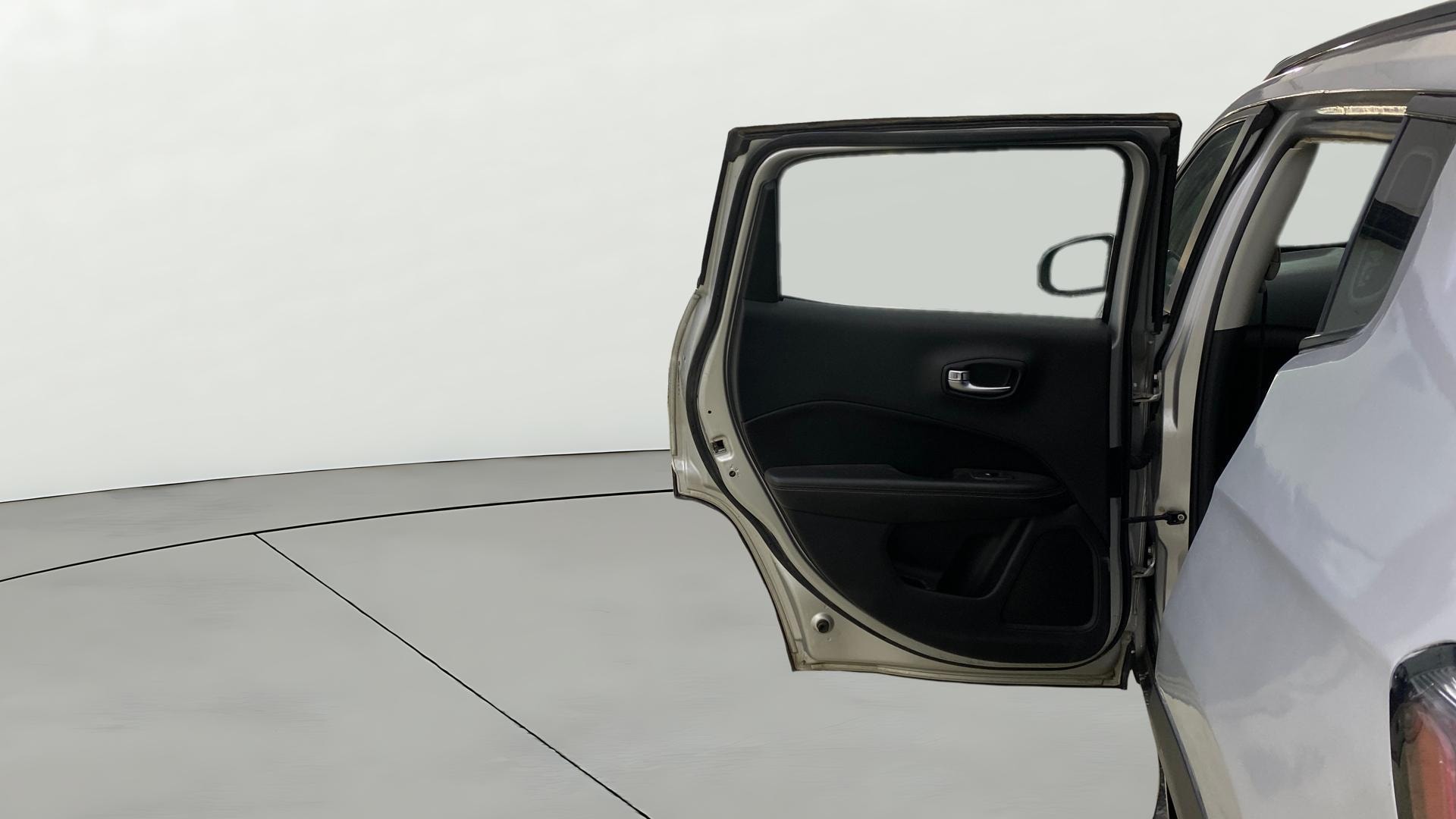 View 2020 Jeep Compass Sport Plus Diesel BS IV Image 22 Used 2020 Jeep Compass Sport Plus Diesel BS IV Image 22
