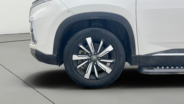View MG Hector Image 30 Used MG Hector Image 30