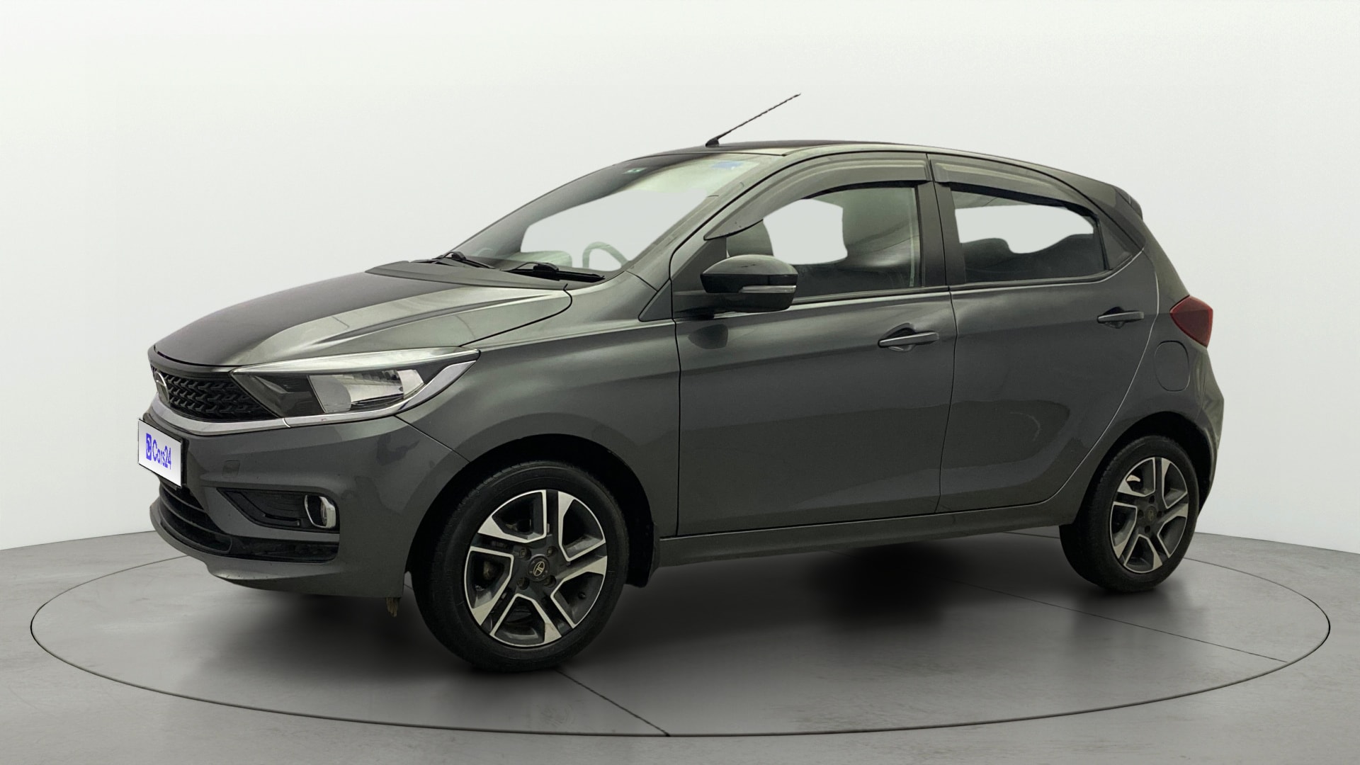 View 2021 Tata Tiago Revotorq XB Image 35 Used 2021 Tata Tiago Revotorq XB Image 35
