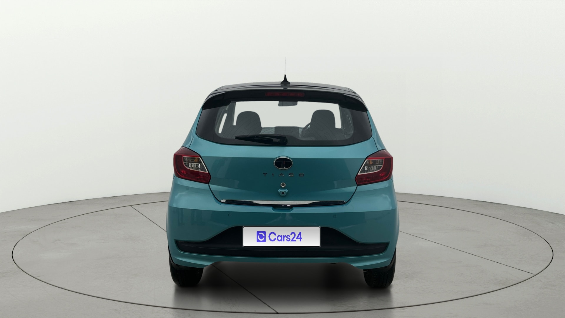 View 2025 Tata Tiago Revotorq XB Image 42 Used 2025 Tata Tiago Revotorq XB Image 42