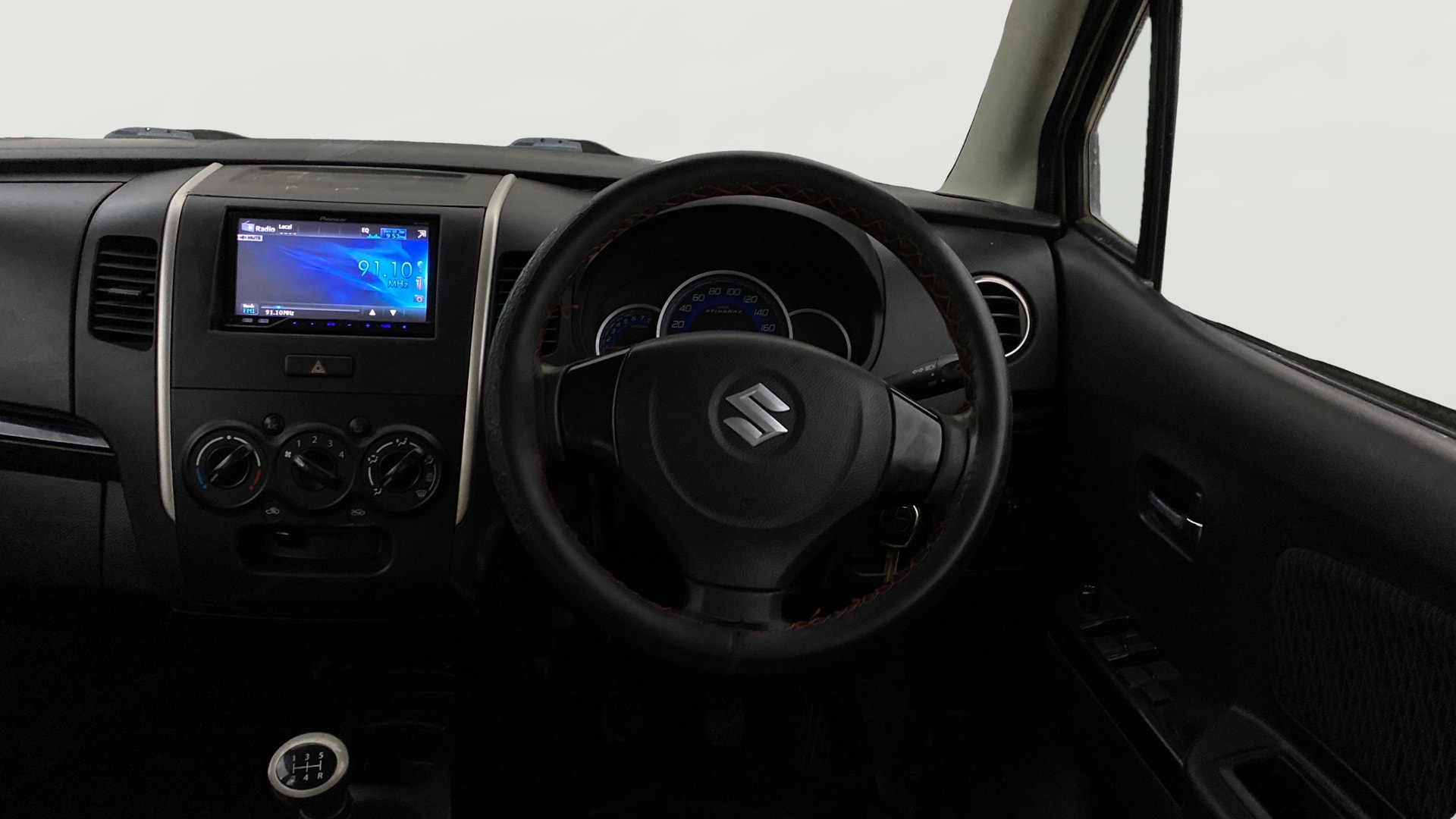 Used 2014 Maruti Suzuki Stingray Used 2014 Maruti Suzuki Stingray