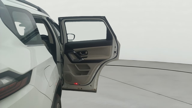 View Tata Safari Image 6 Used Tata Safari Image 6