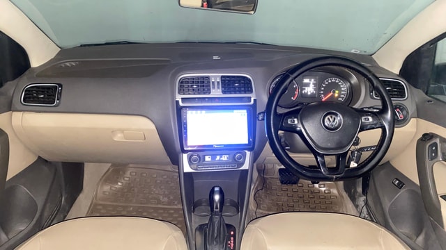 View Volkswagen Vento Image 15 Used Volkswagen Vento Image 15
