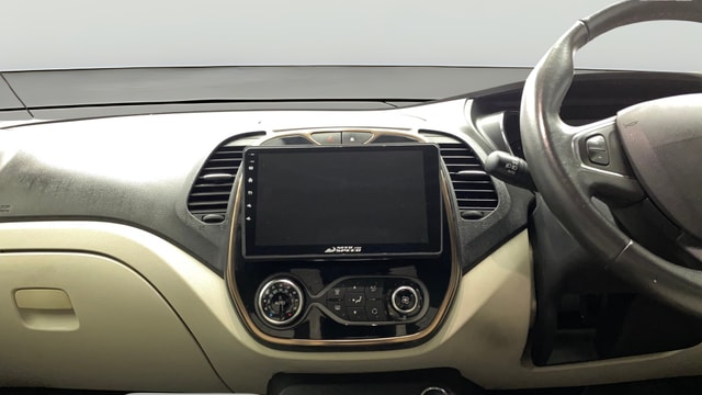 View Renault Captur Image 18 Used Renault Captur Image 18