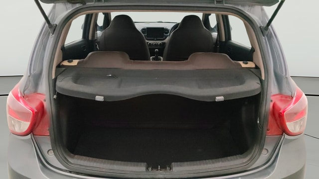 View Hyundai Grand i10 Image 37 Used Hyundai Grand i10 Image 37