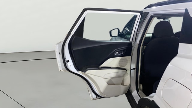 View Mahindra XUV 3XO Image 15 Used Mahindra XUV 3XO Image 15