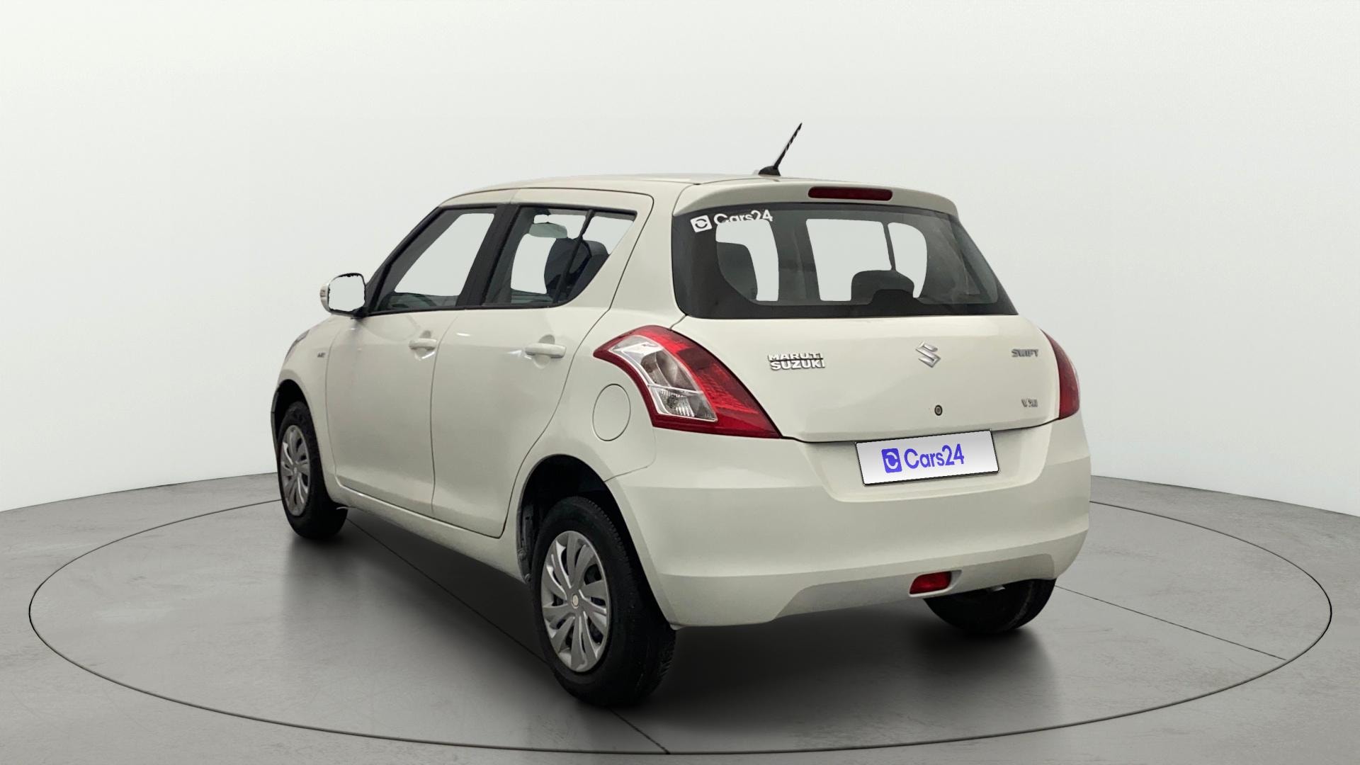 View 2016 Maruti Suzuki 1000 Base Variant Image 2 Used 2016 Maruti Suzuki 1000 Base Variant Image 2